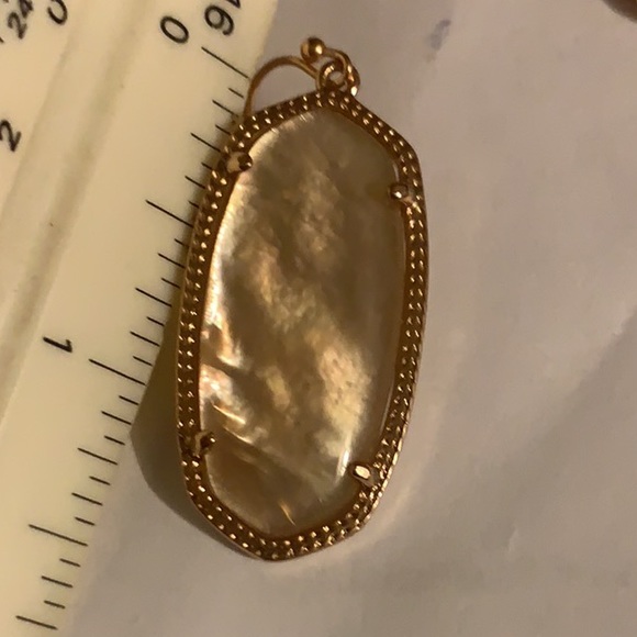 Kendra Scott Elle Rose Gold Drop Earrings in Ivory Mother-of-Pearl - Picture 8 of 8